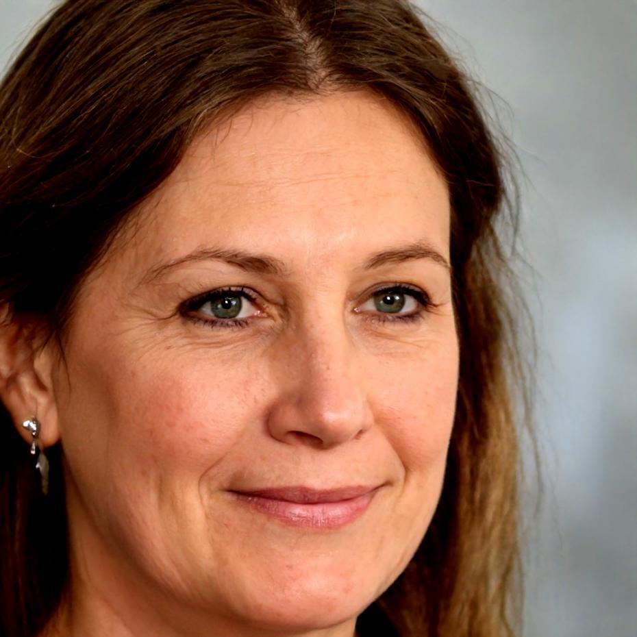 Porträtfoto von Ingrid Saarinen